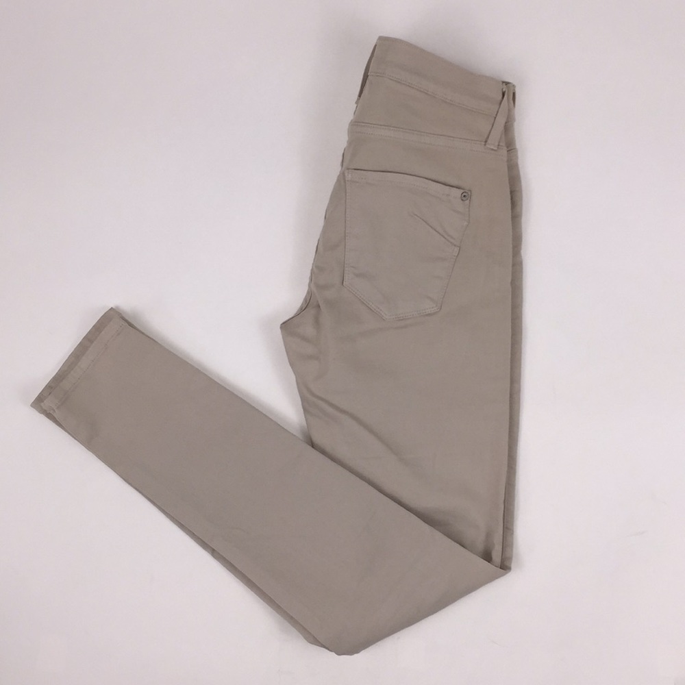 James Jeans - Picture 4 of 8